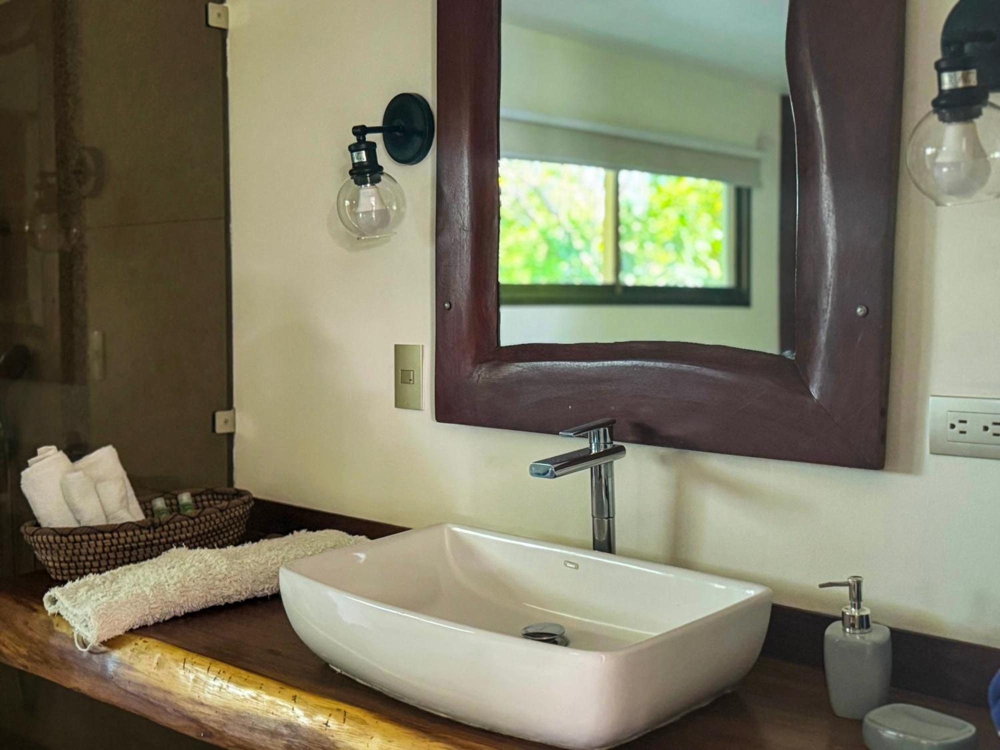 Cocobolo Beach Boutique Hotel San Juanillo Esterno foto