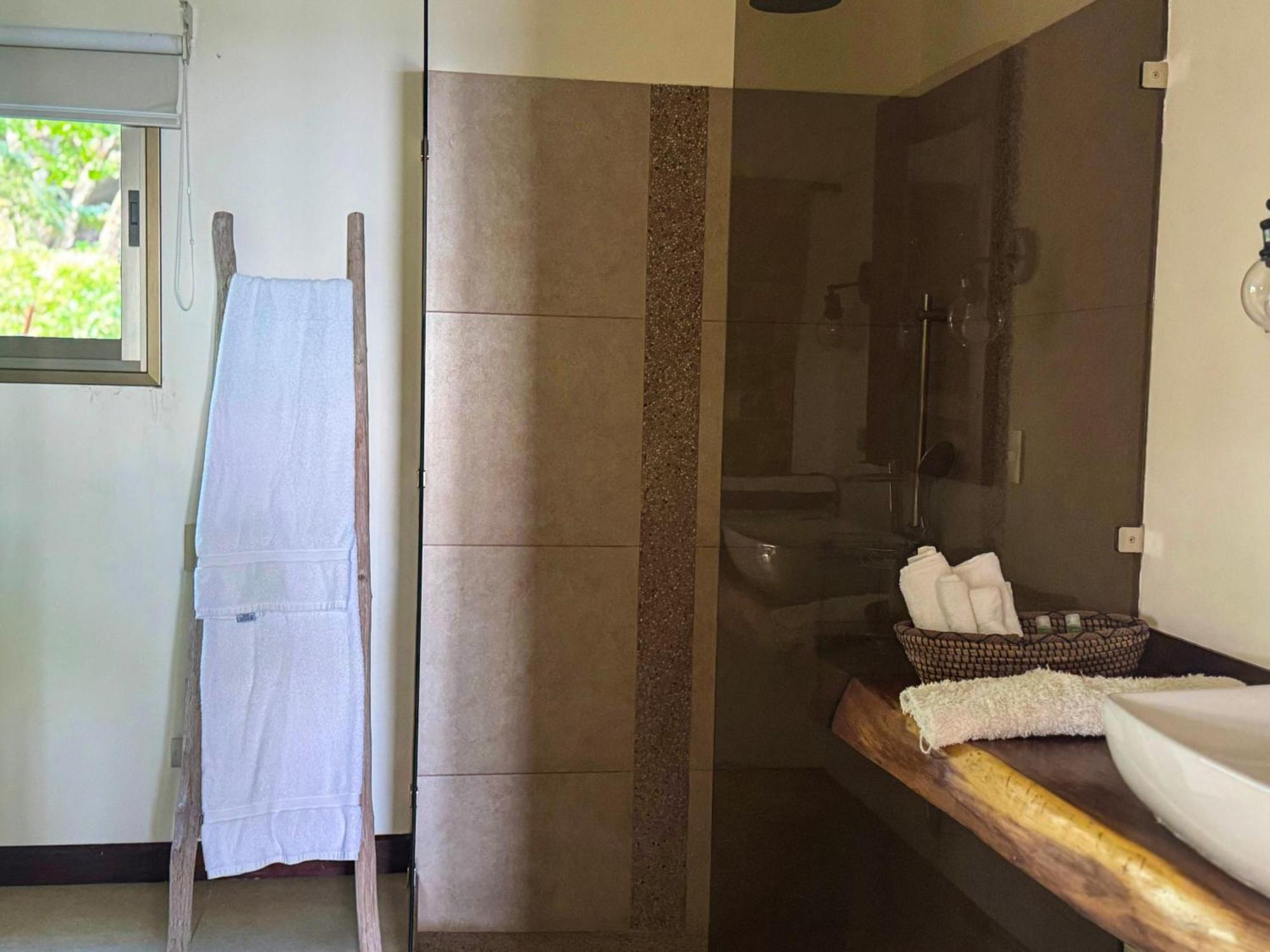 Cocobolo Beach Boutique Hotel San Juanillo Esterno foto